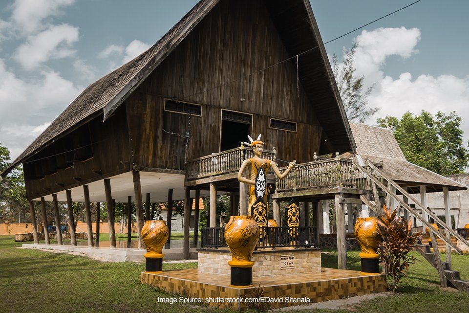 Rumah Betang Dayak